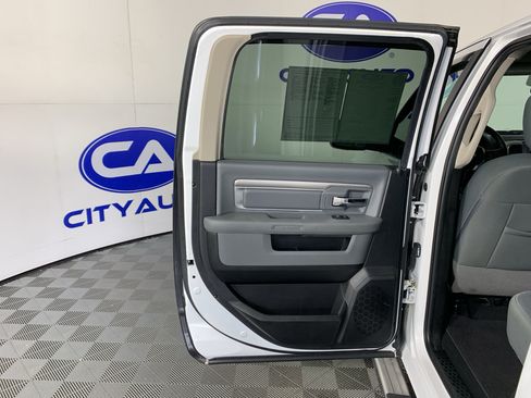 Used 2019 RAM 1500 Big Horn RWD image 28
