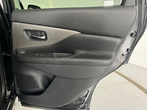 Used 2020 Nissan Murano SL w/ Moonroof Package AWD/4WD image 29