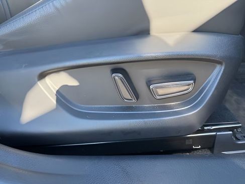 Used 2025 Toyota Camry XSE FWD image 14