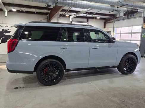 Used 2025 Ford Expedition Platinum w/ Stealth Performance Package image 6
