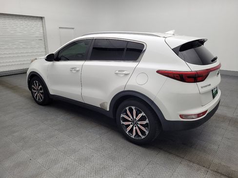 Used 2018 Kia Sportage EX image 3