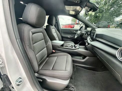 Used 2026 Chevrolet Equinox LT FWD image 27