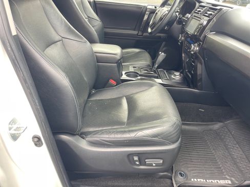 Used 2019 Toyota 4Runner Limited image 19