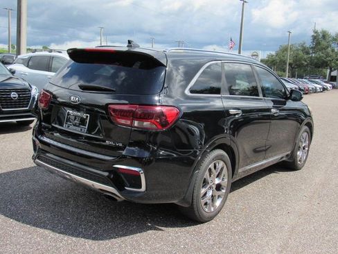 Used 2019 Kia Sorento SX image 4