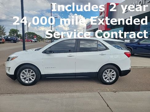 Used 2020 Chevrolet Equinox LS w/ LS Convenience Package image 4