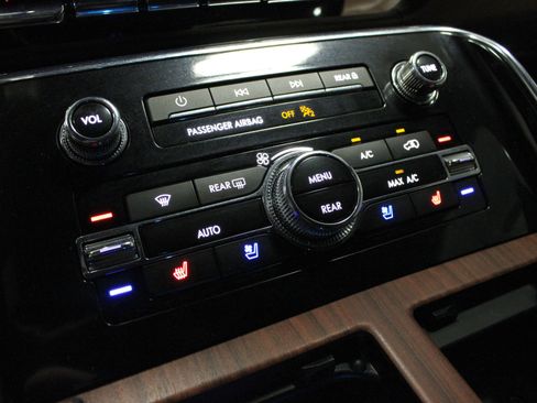 Used 2024 Lincoln Navigator L Reserve AWD/4WD image 28