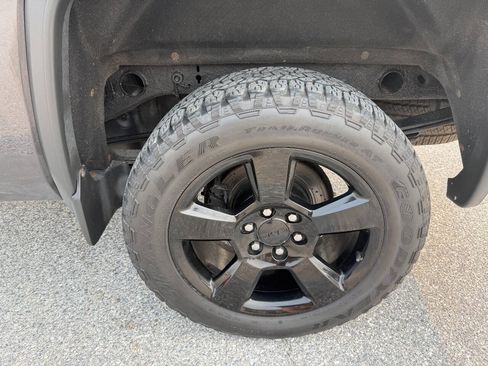 Used 2014 GMC Sierra 1500 SLE w/ SLE Value Package AWD/4WD image 33