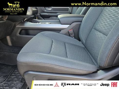 New 2026 RAM 1500 Big Horn AWD/4WD image 9
