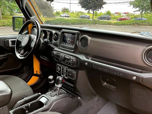 Used 2021 Jeep Wrangler Unlimited Sport AWD/4WD image 12