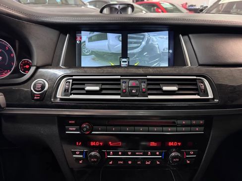 Used 2014 BMW 750Li xDrive 750Li xDrive Sedan 4D image 25