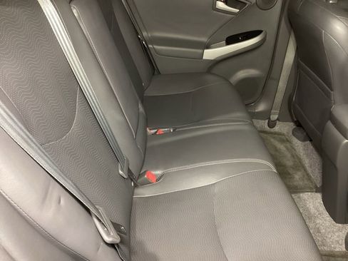 Used 2010 Toyota Prius Five FWD image 6