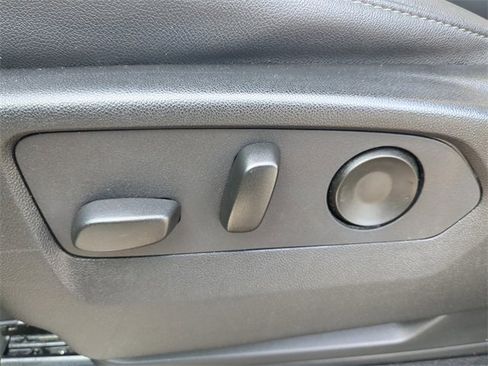 Used 2024 Chevrolet Tahoe LT image 24