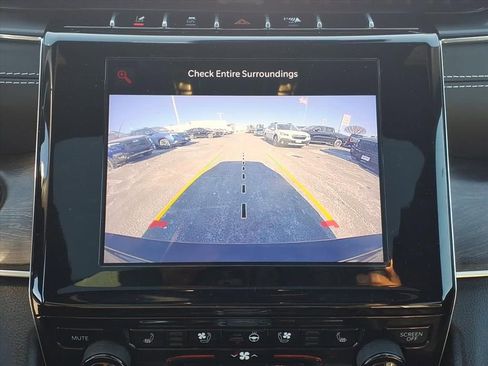 Used 2022 Jeep Grand Cherokee L Overland image 8