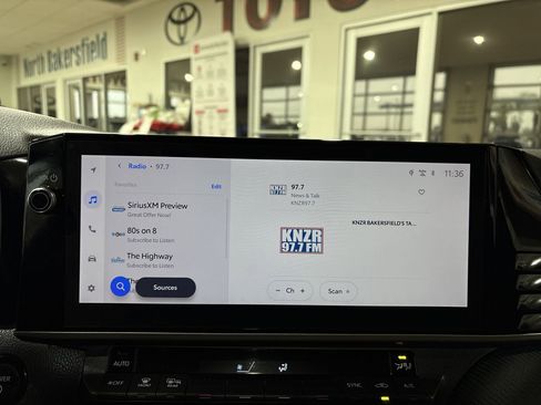 Used 2025 Toyota Camry LE image 17