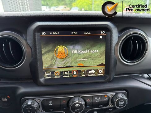 Certified 2023 Jeep Gladiator Sport AWD/4WD image 82