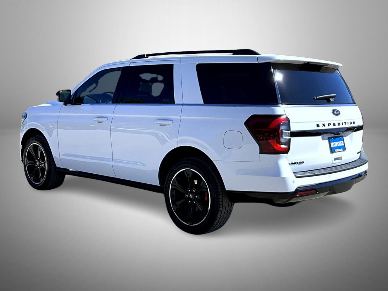 Used 2023 Ford Expedition Limited AWD/4WD image 7