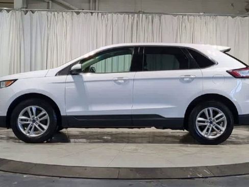 Used 2017 Ford Edge SEL w/ Equipment Group 201A image 6