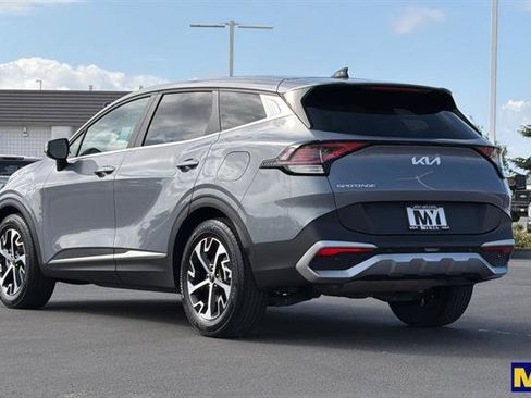 Used 2024 Kia Sportage EX image 6