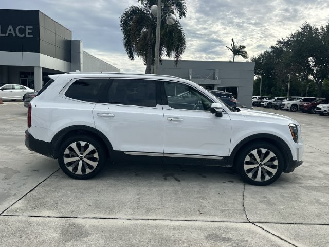 Used 2022 Kia Telluride S AWD/4WD image 5