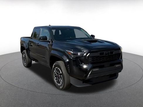 Used 2026 Toyota Tacoma TRD Sport AWD/4WD image 2