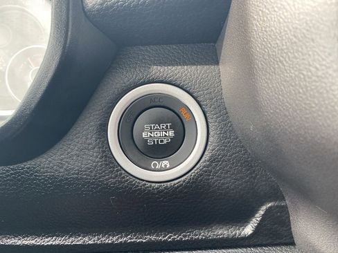Used 2020 RAM 1500 Big Horn AWD/4WD image 21