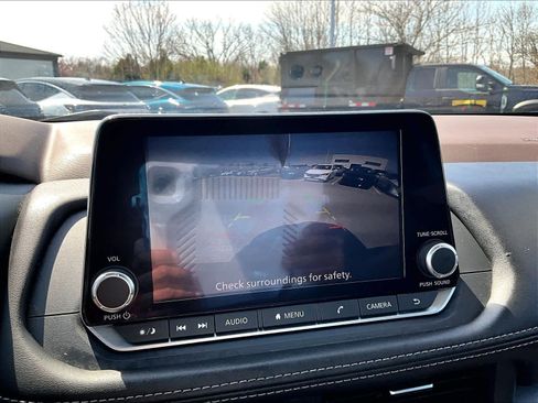 Certified 2023 Nissan Rogue SV image 20