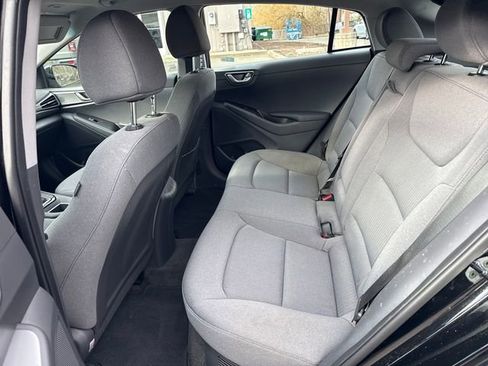 Used 2022 Hyundai Ioniq SE image 14