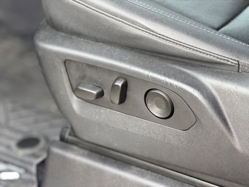 Used 2023 Chevrolet Silverado 1500 LTZ w/ LTZ Premium Package image 7