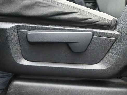 Used 2022 RAM 2500 Big Horn image 10