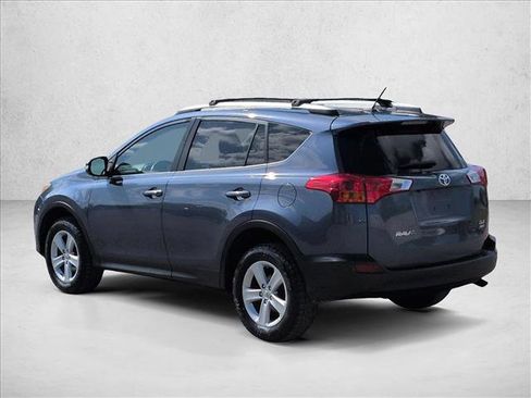 Used 2014 Toyota RAV4 XLE AWD/4WD image 6