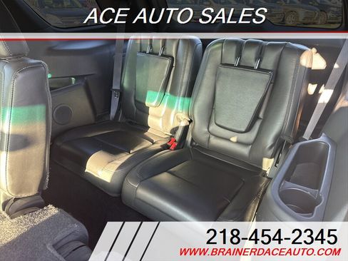 Used 2014 Ford Explorer XLT w/ Equipment Group 202A image 8