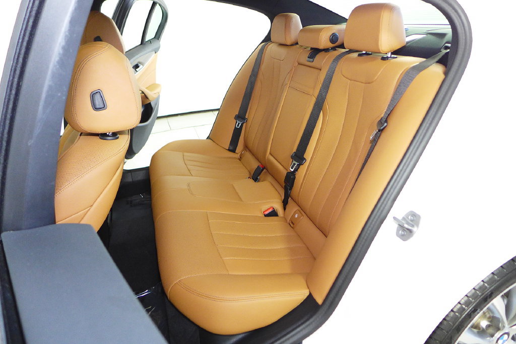 Certified 2023 BMW 530i w/ Convenience Package RWD image 21