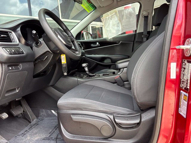 Used 2019 Kia Sorento FWD image 10