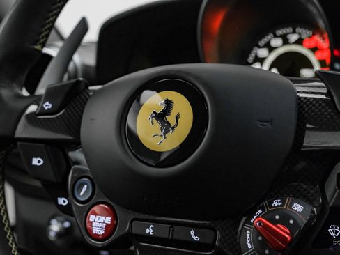 Used 2022 Ferrari F8 Tributo image 73