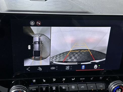 New 2026 GMC Canyon Denali image 27