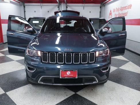 Used 2021 Jeep Grand Cherokee Limited image 25