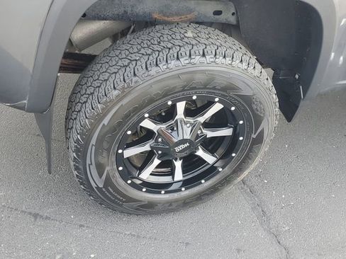 Certified 2016 Chevrolet Colorado Z71 AWD/4WD image 5