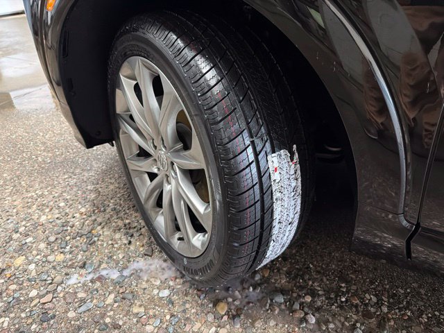 Certified 2024 Buick Encore GX Avenir AWD/4WD image 10