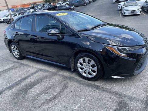 Used 2023 Toyota Corolla LE FWD image 6