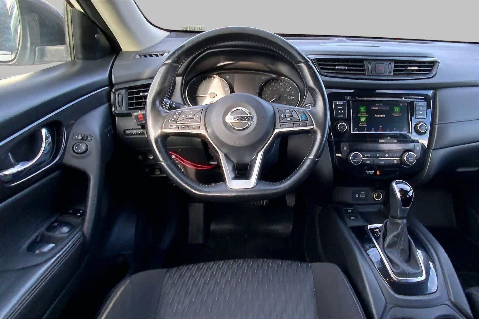 Used 2020 Nissan Rogue SV w/ Sun & Sound Touring Package AWD/4WD image 6