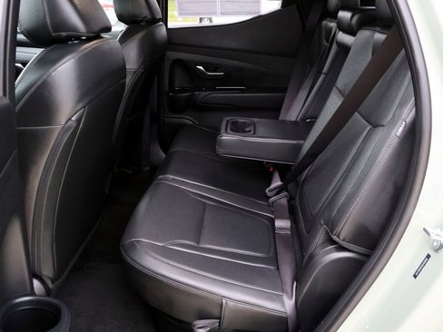Used 2025 Hyundai Santa Cruz SEL FWD image 13