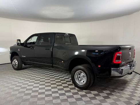 Used 2024 RAM 3500 Laramie AWD/4WD image 9