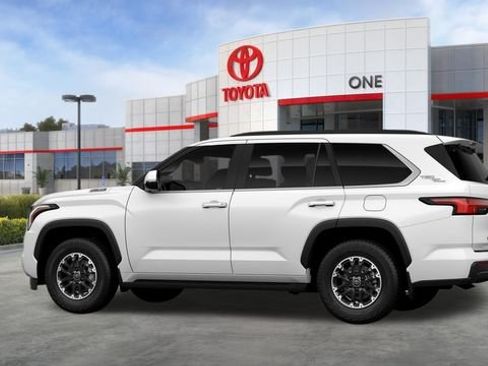 New 2026 Toyota Sequoia SR5 AWD/4WD image 8