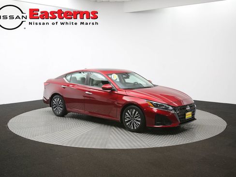 Used 2023 Nissan Altima 2.5 SV w/ SV Premium Package FWD image 47