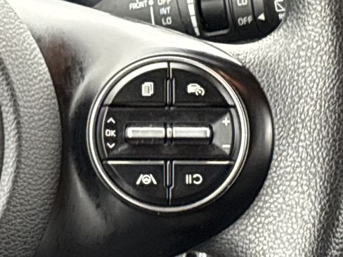 Used 2024 Kia Soul LX w/ Option Group 015 FWD image 23