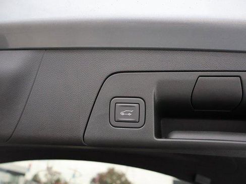 New 2025 Buick Envision Sport Touring image 13