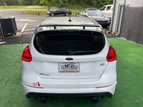 Used 2016 Ford Focus RS AWD/4WD image 7