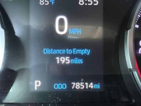 Used 2019 Toyota RAV4 XLE w/ Carpet Mat Package AWD/4WD image 16
