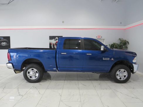Used 2015 RAM 3500 Big Horn AWD/4WD image 3