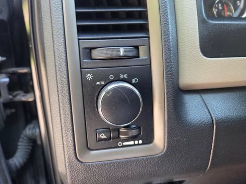 Used 2012 RAM 2500 ST w/ Chrome Appearance Group AWD/4WD image 22